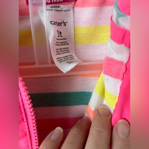 Carter’s girl raincoat (3T) - Picture 3 of 4